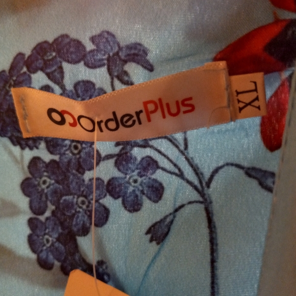 Dress - Picture 2 of 2